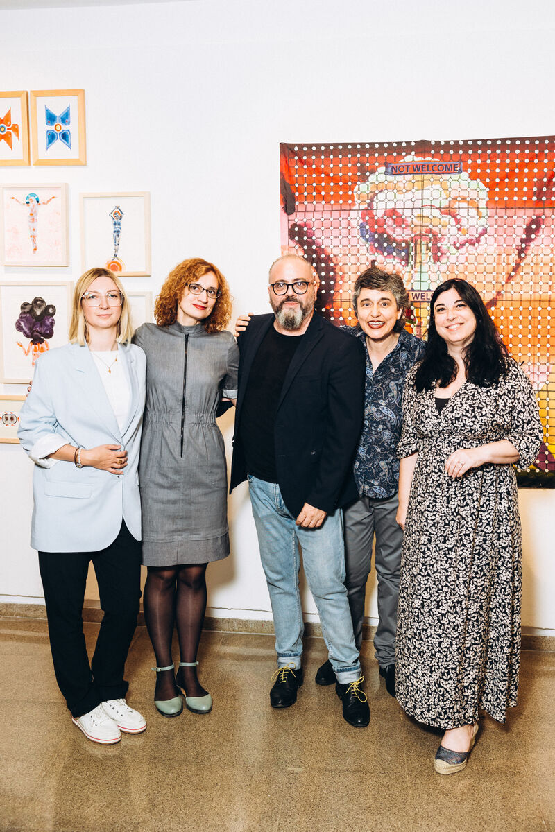 Куратори виставки Куратори виставки